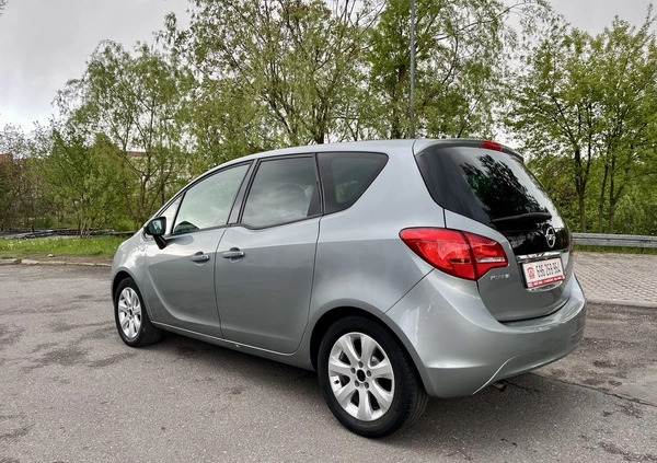 Opel Meriva cena 21900 przebieg: 148499, rok produkcji 2011 z Barczewo małe 466